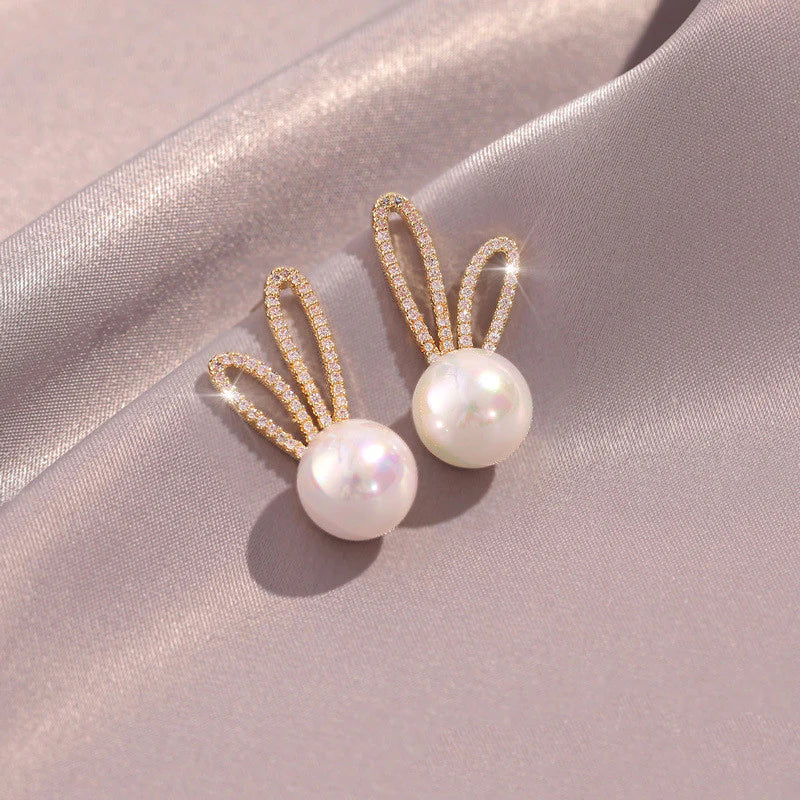Twinkle Tail Pearls Earrings