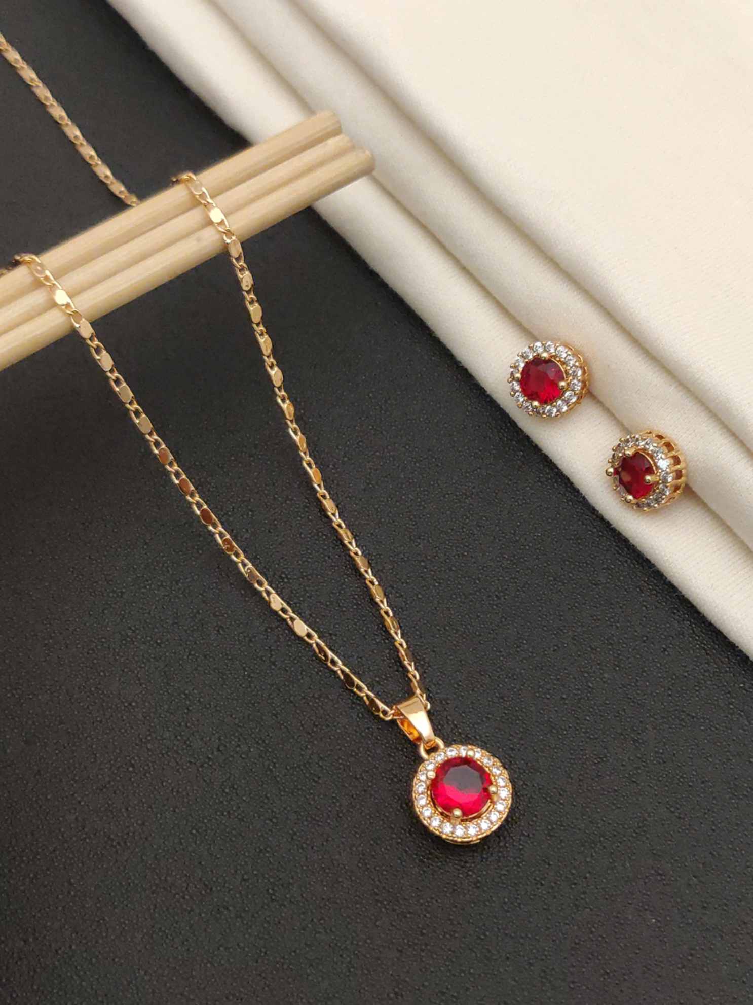 Ruby Pendant – Kaashmaala