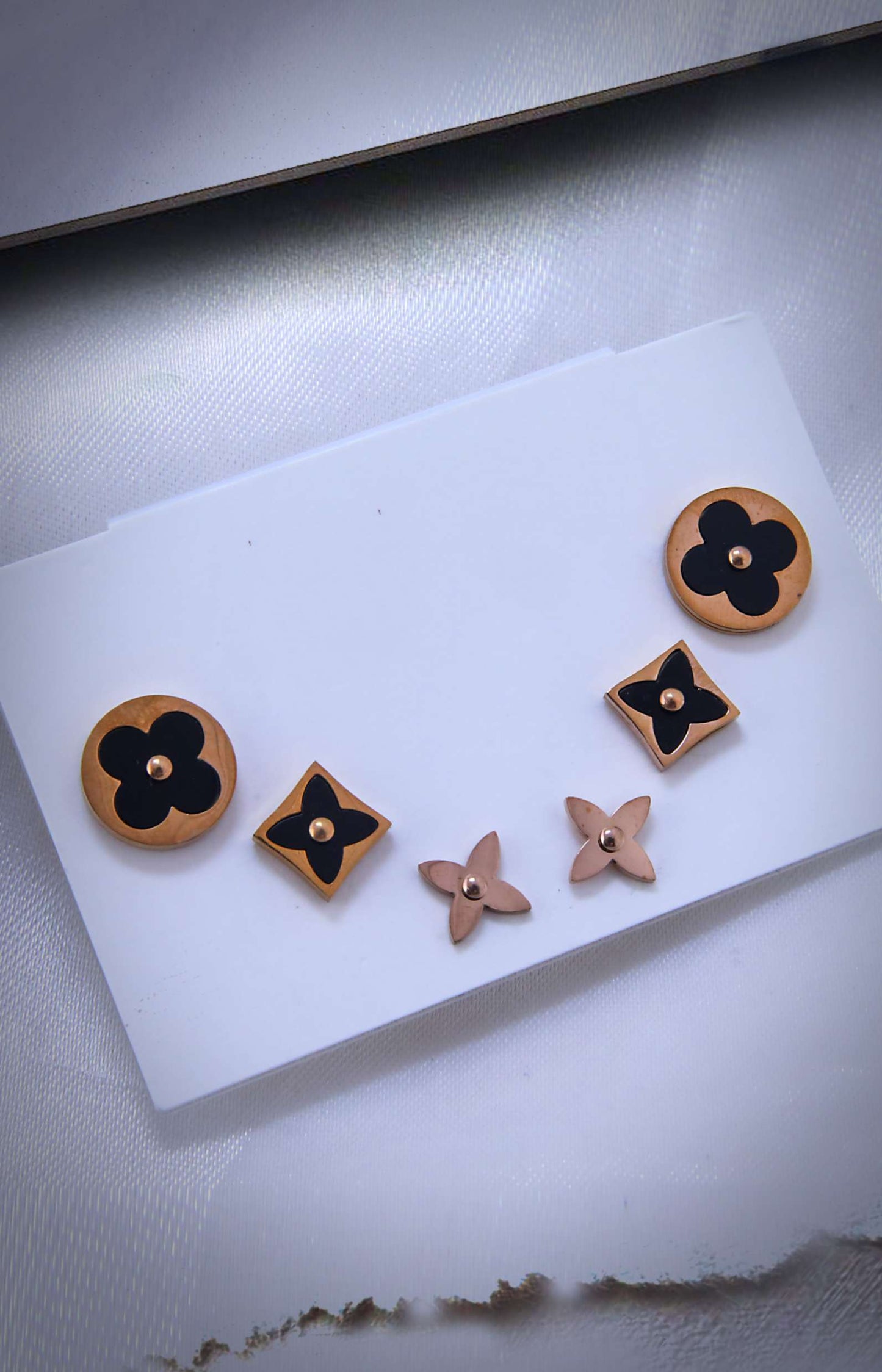 Pears Combo Stud Earrings