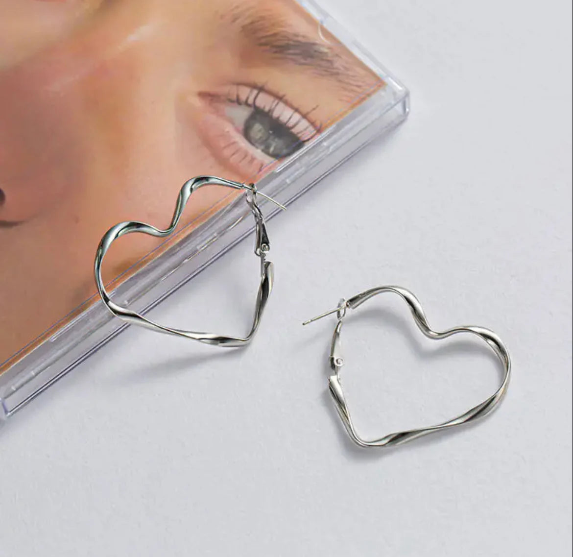 Sweetheart Twirl Hoop Earrings