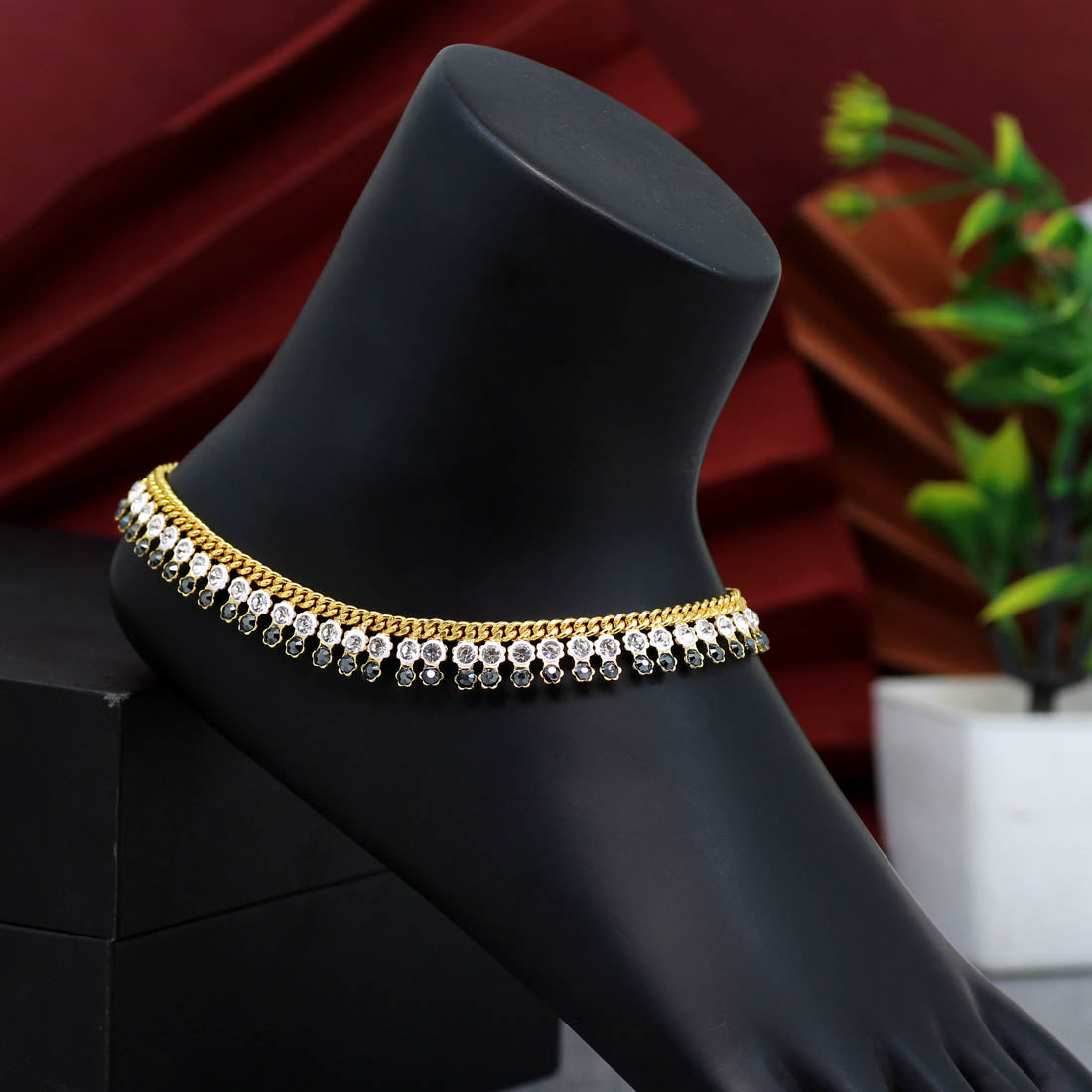 Snehmukhi Anklets