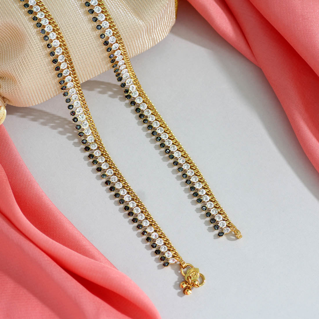 Snehmukhi Anklets