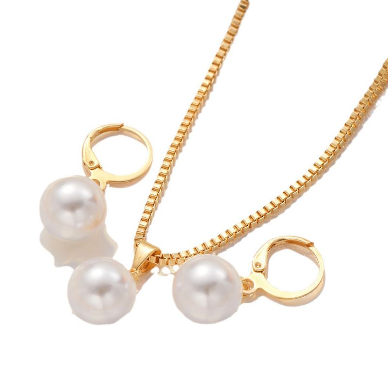 Margot Pearl Necklace Set