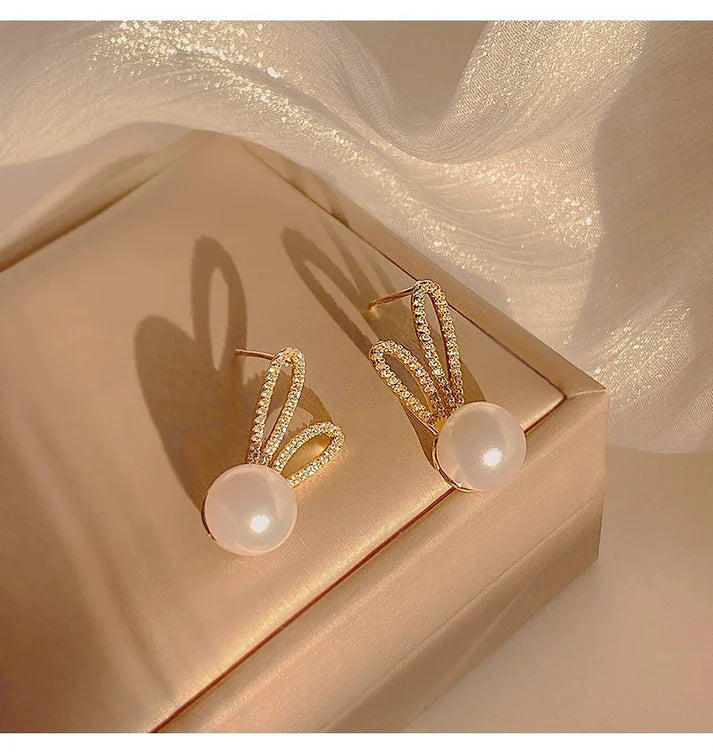 Twinkle Tail Pearls Earrings