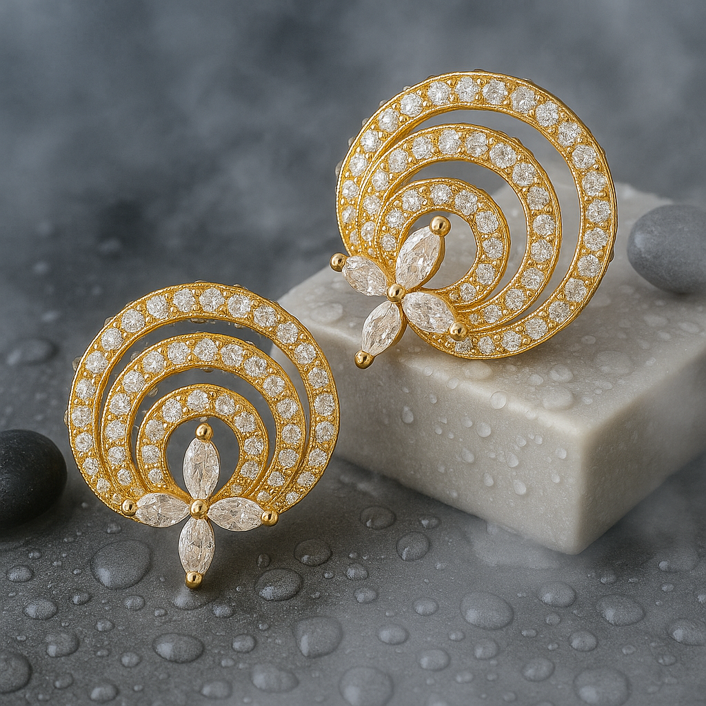 Zaria Shell Stud Earrings