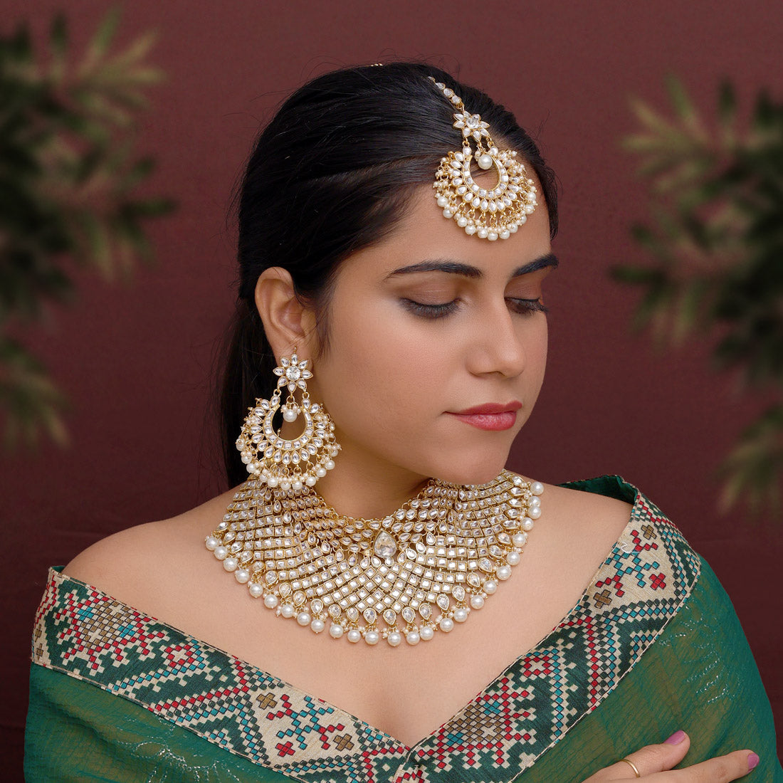 Nirvana Statement Kundan Necklace Set