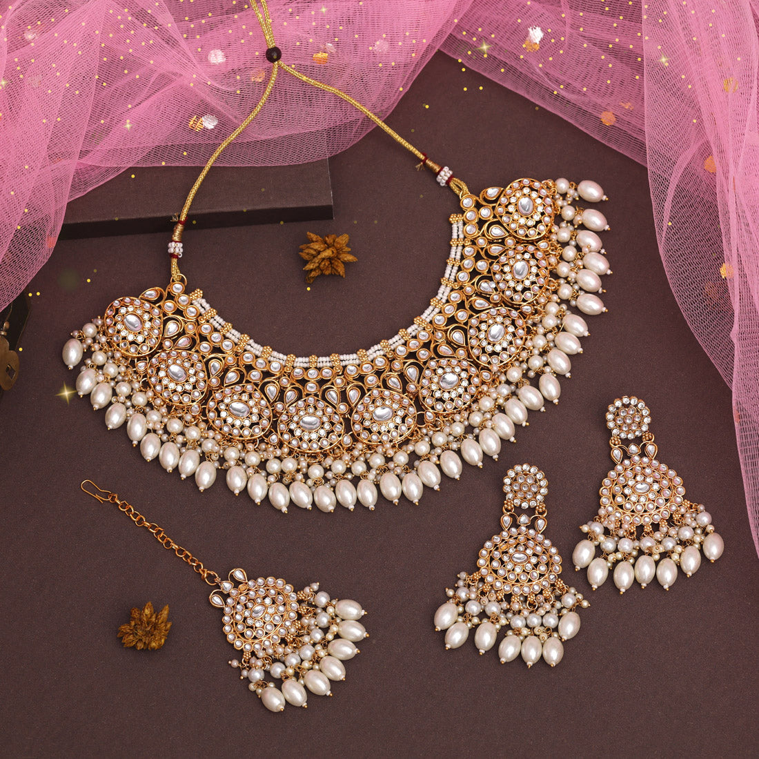 Zahra Kundan Necklace Set