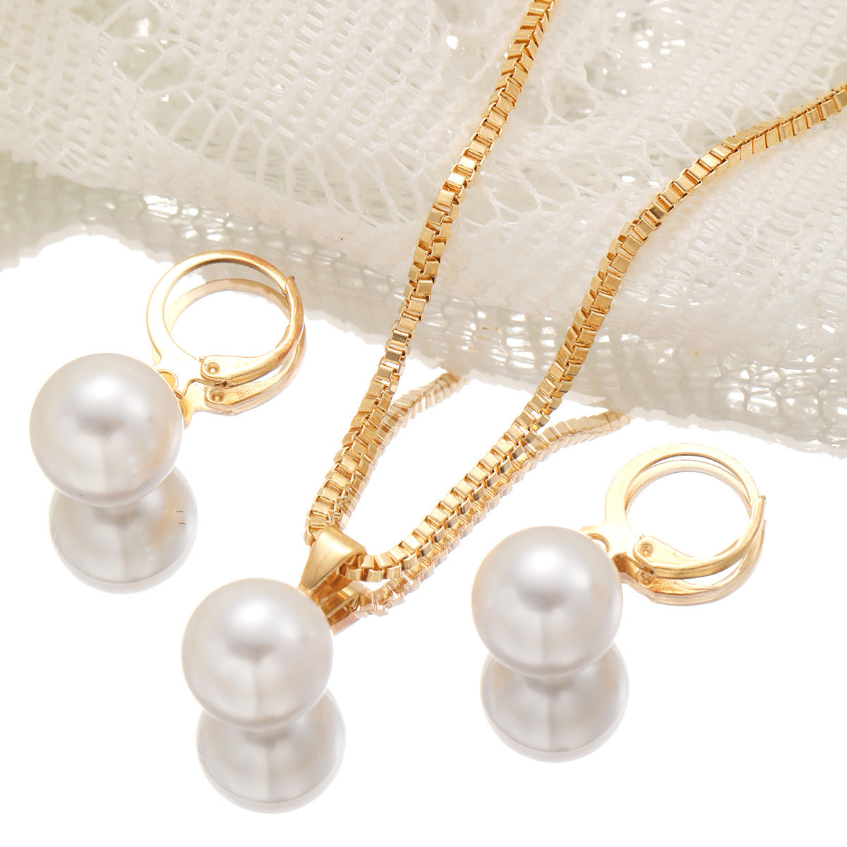 Margot Pearl Necklace Set