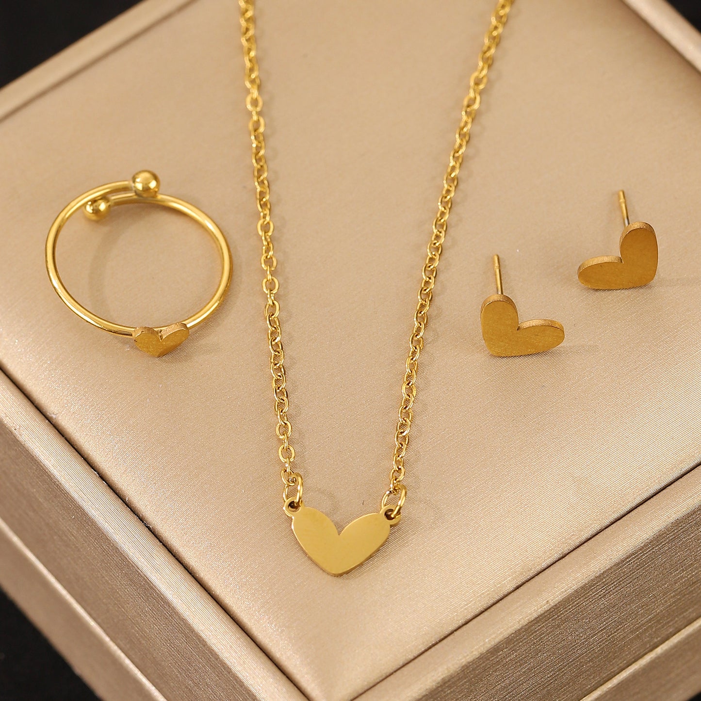 Heartley Special Edition Necklace Set