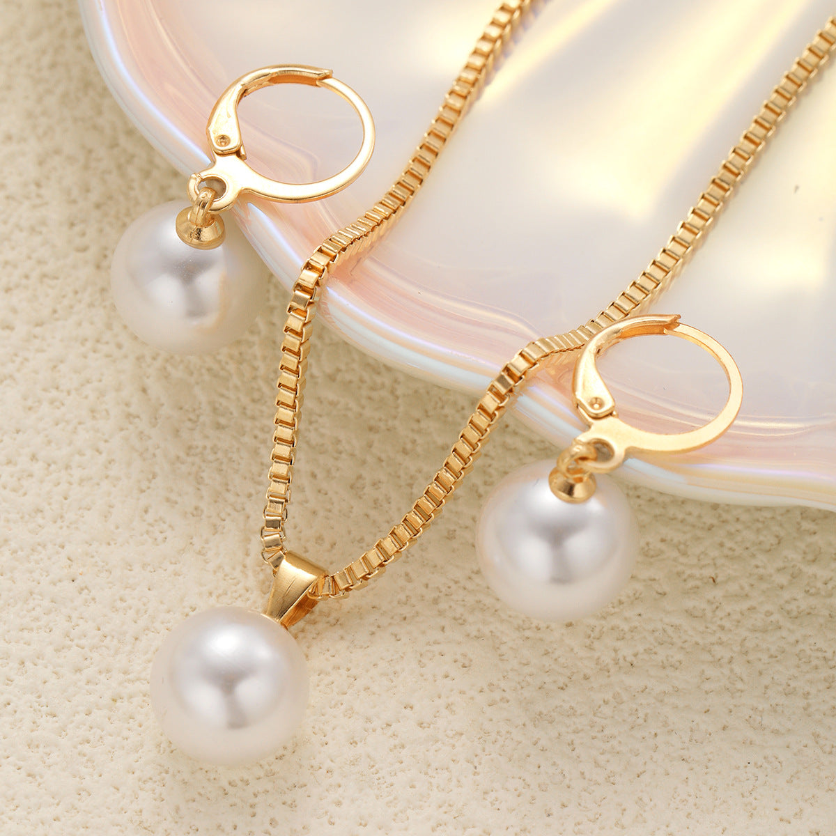 Margot Pearl Necklace Set
