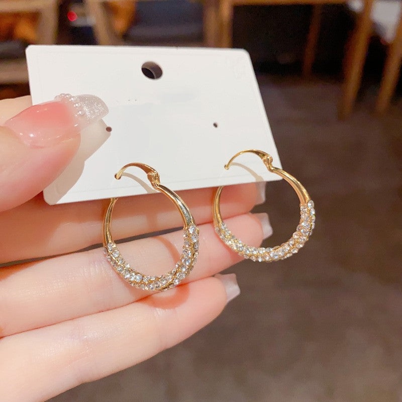 Serein Twirl Hoop Earrings