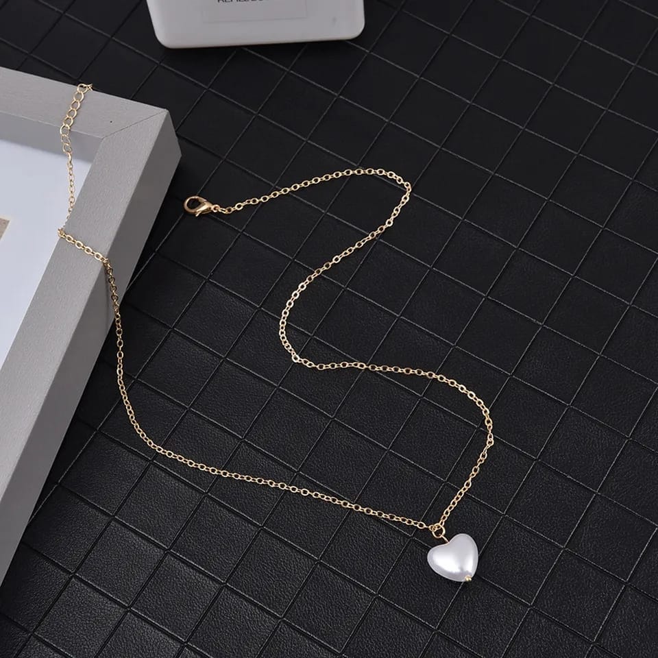 Pearl Heart Neckpiece