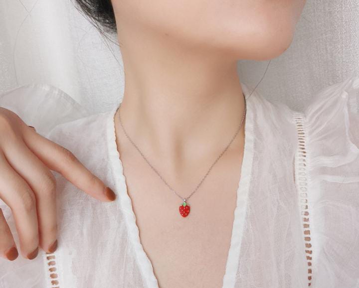 Little Strawberry Neckpiece