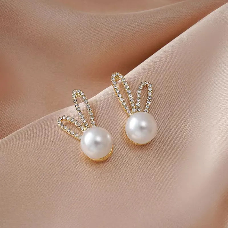 Twinkle Tail Pearls Earrings