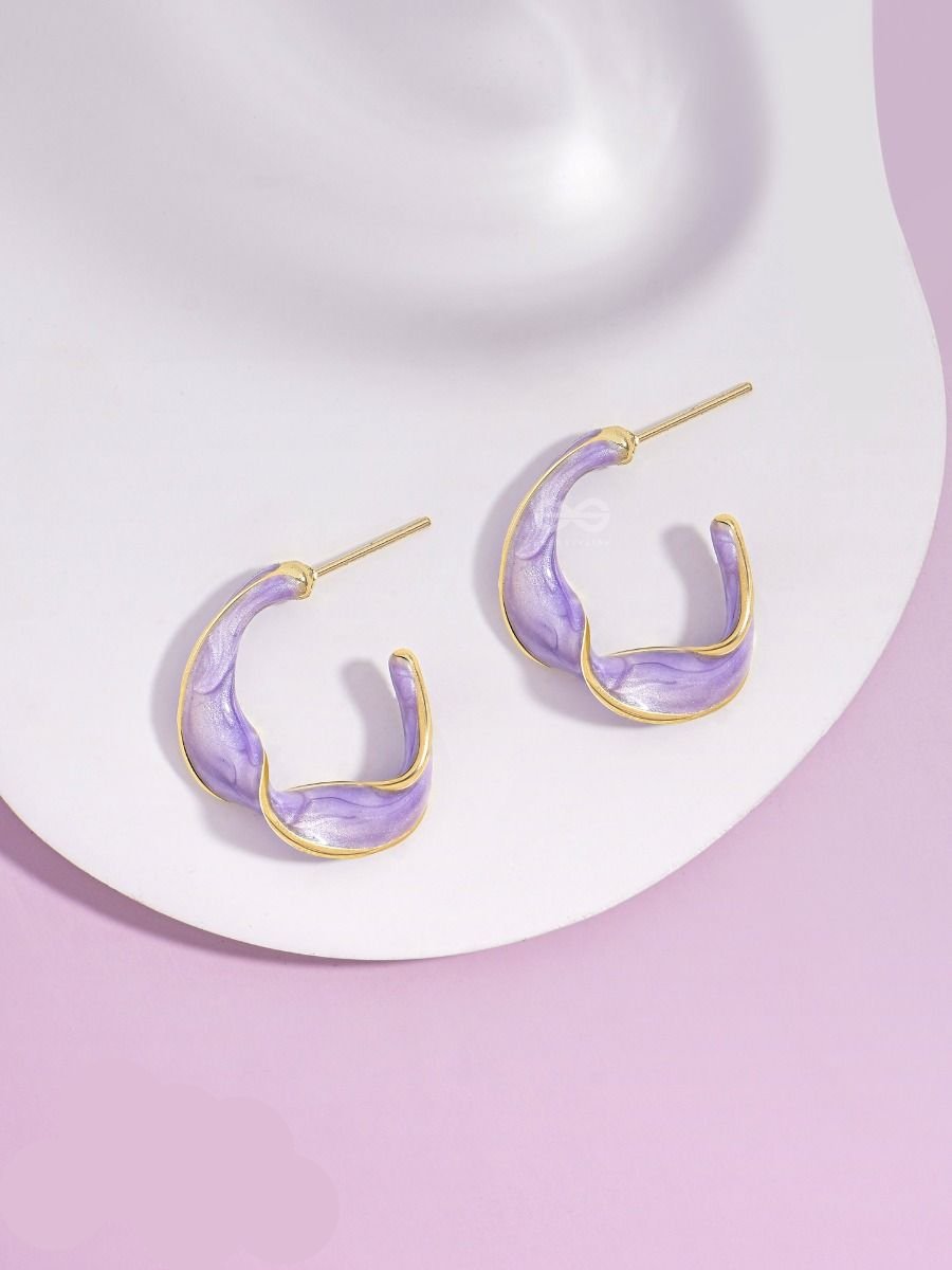 Pixie Twist Hoop Earrings