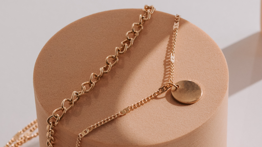 The Magic of Accessorizing: Unveiling the Impact of Wearing Jewellery