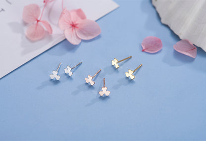 Clover Kisses Stud Earrings ( S925 Sterling Silver )