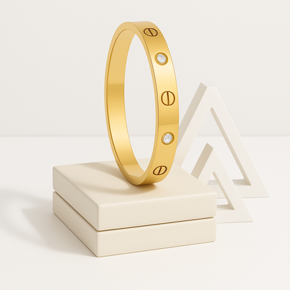 Luxury Anti Tarnish Screw Bracelet with Diamond Detailing