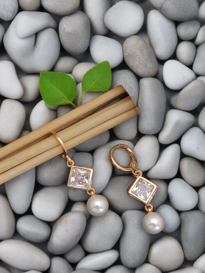 Dangle Pearl Earrings