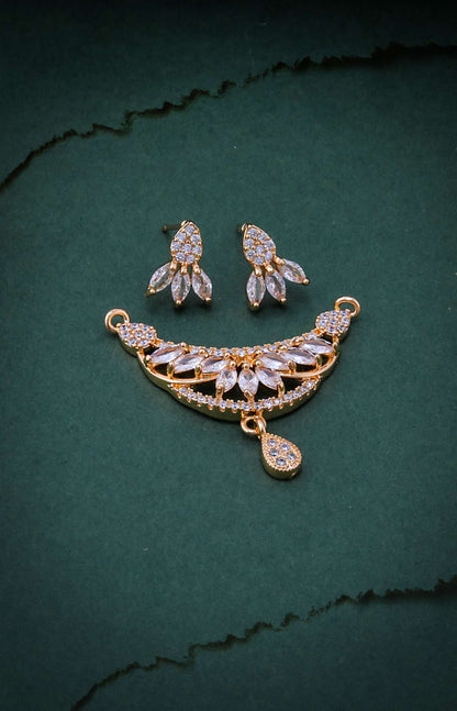 Evergreen Locket Necklace Set