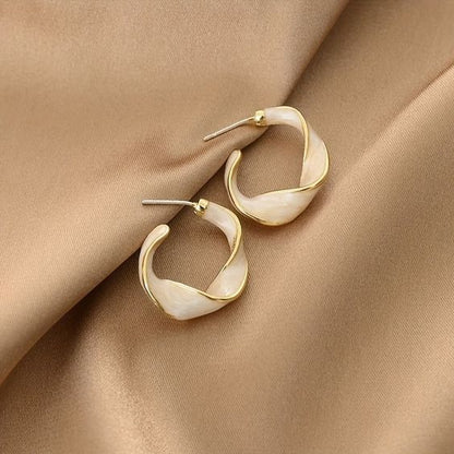 Pixie Twist Hoop Earrings