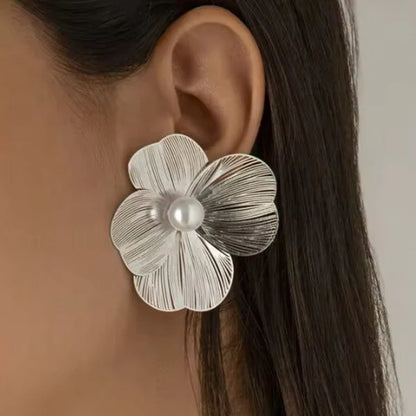एलीसियन पर्ल स्टड इयररिंग्स