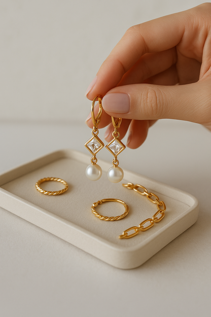Dangle Pearl Earrings
