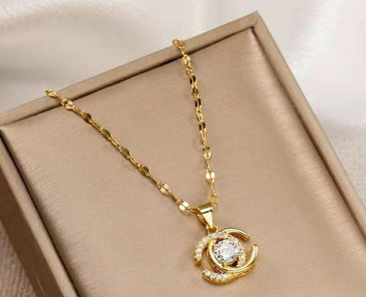 C Locket Neckpiece