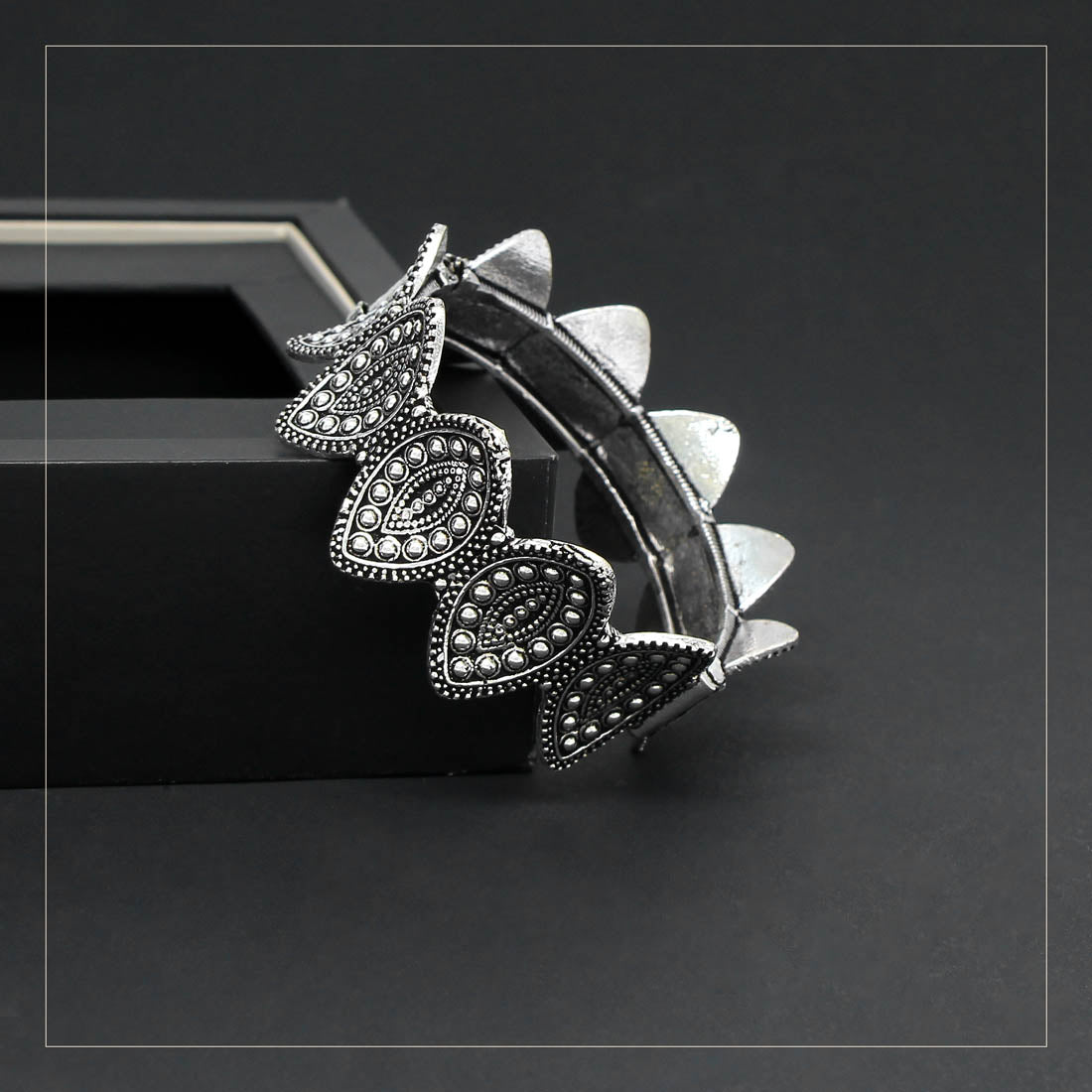 Oxidised Sava Bangle