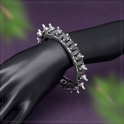 Oxidised Round Bangle