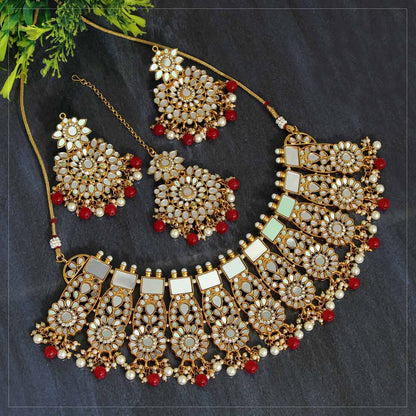 Saraswati Kundan Necklace Set