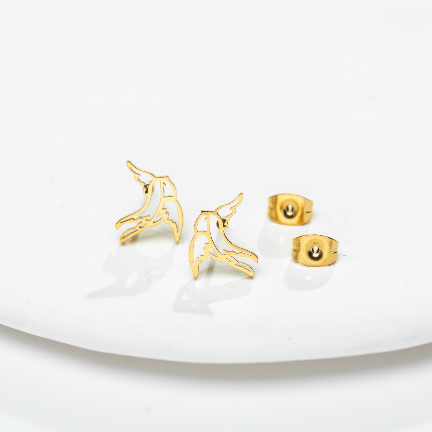 Dove Kiss Stud Earrings