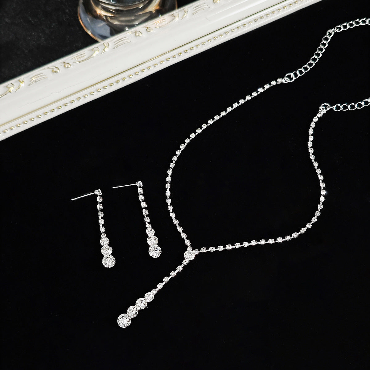Canna Diamond AD Necklace Set