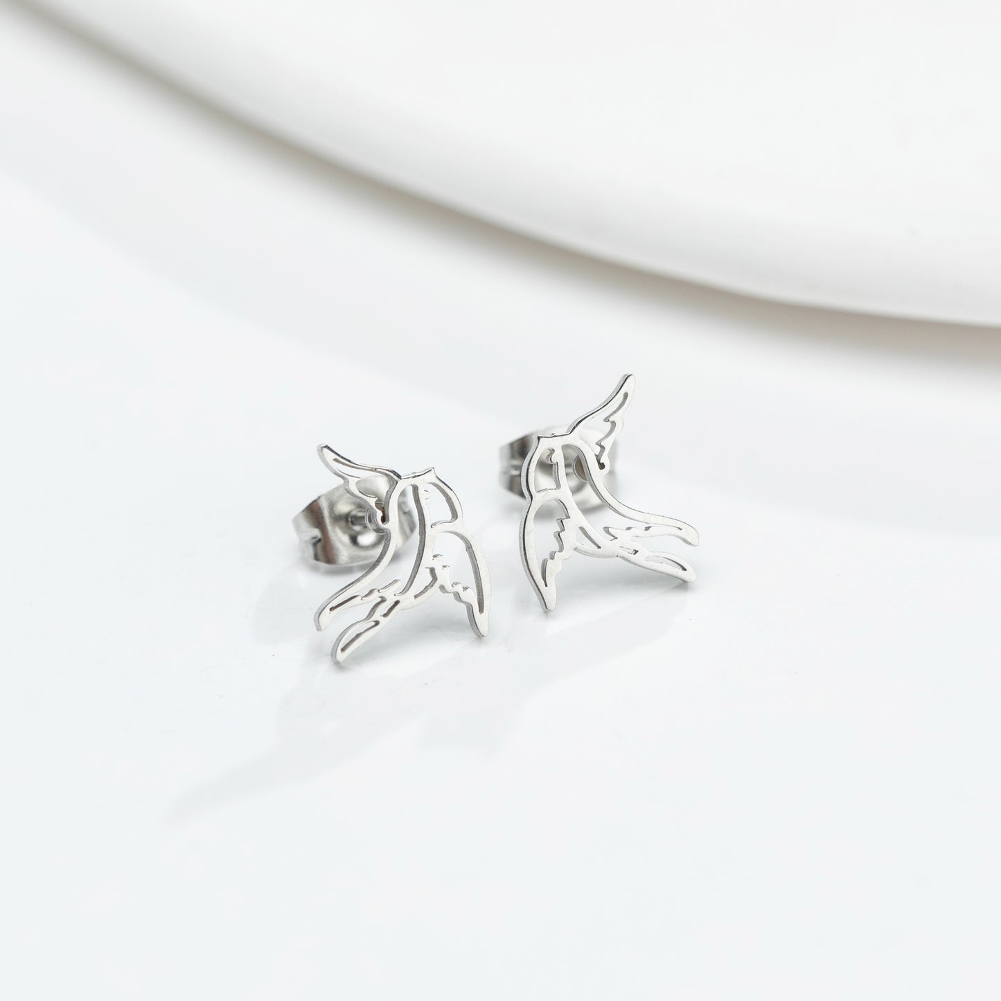 Dove Kiss Stud Earrings