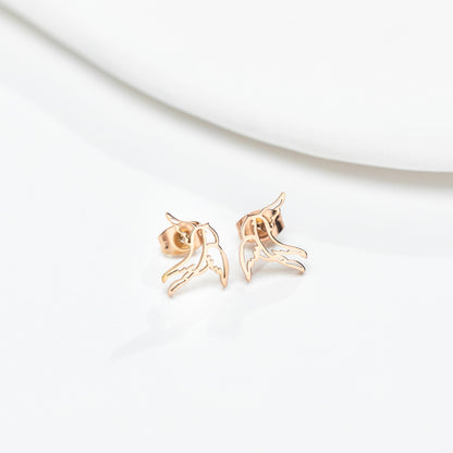 Dove Kiss Stud Earrings