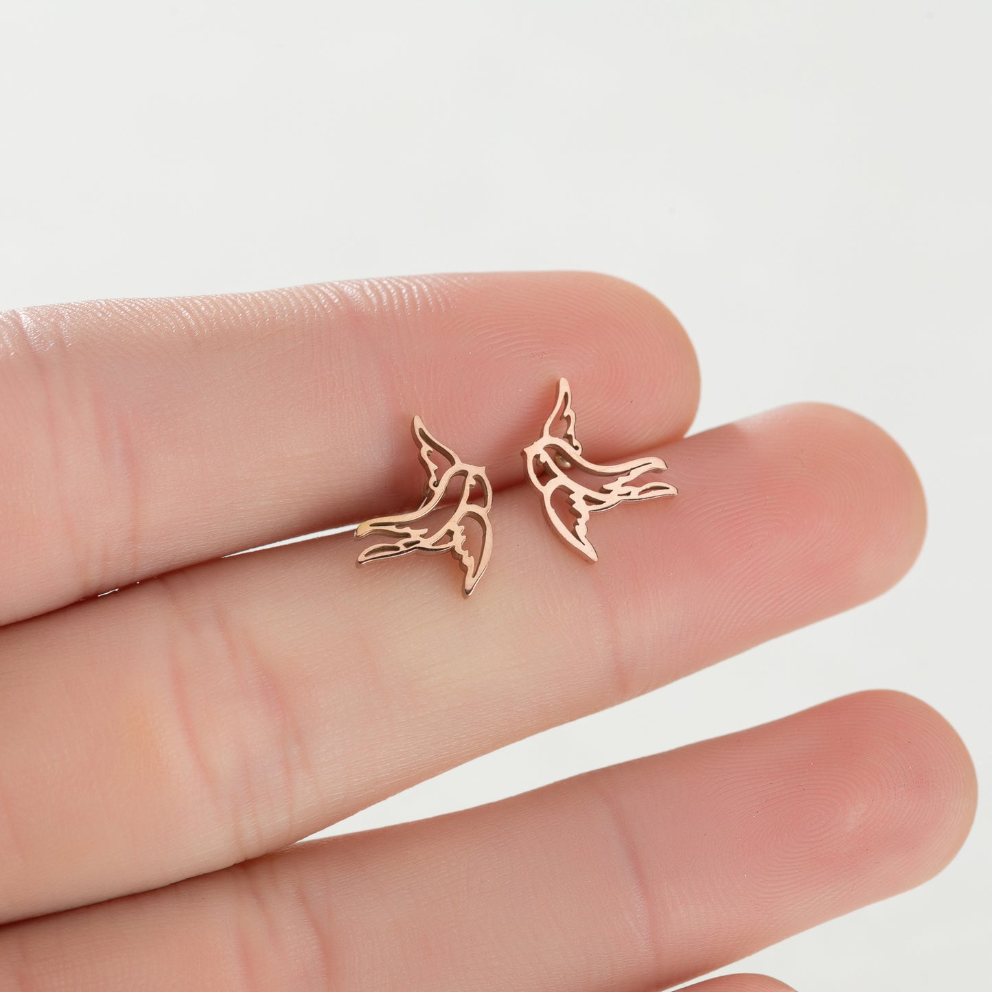 Dove Kiss Stud Earrings