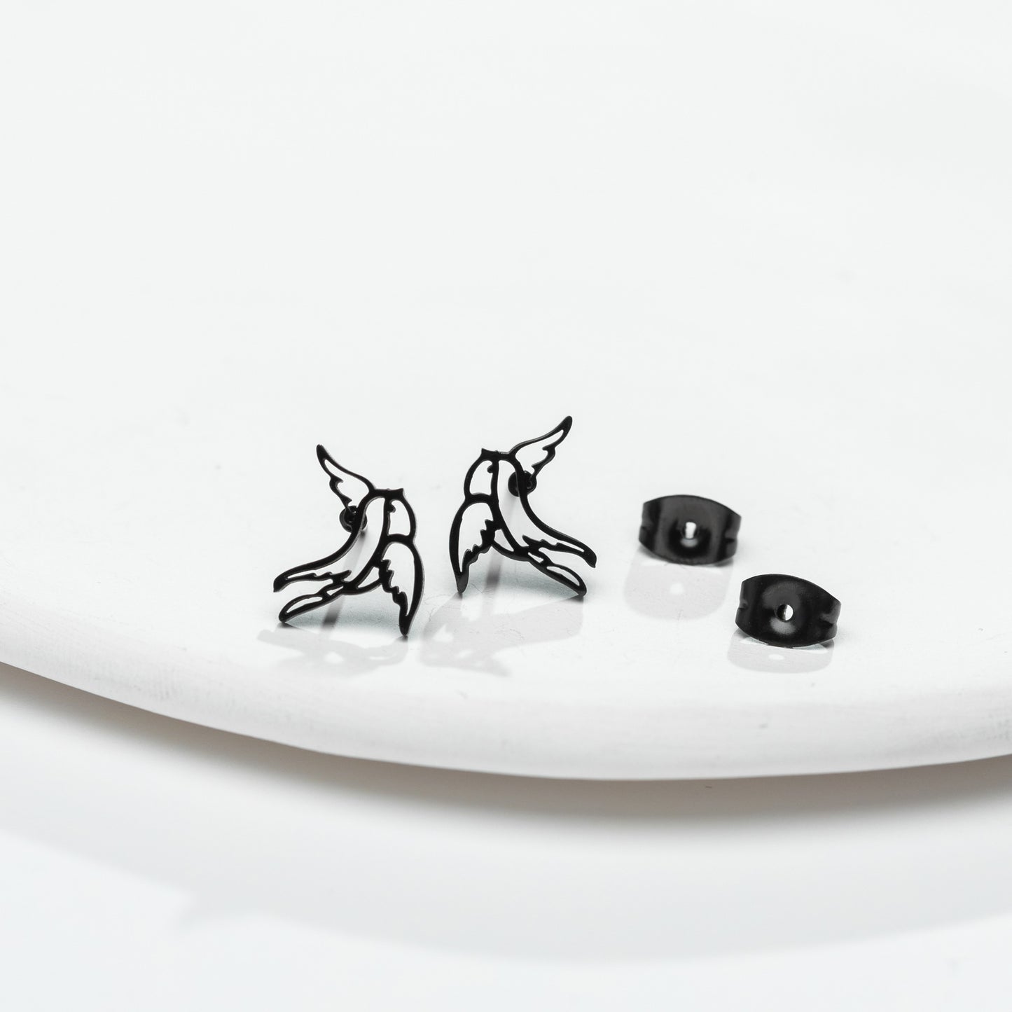 Dove Kiss Stud Earrings