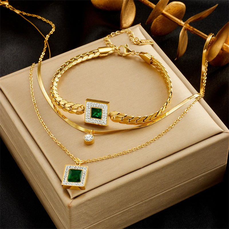 Esme Diamonds Necklace Set