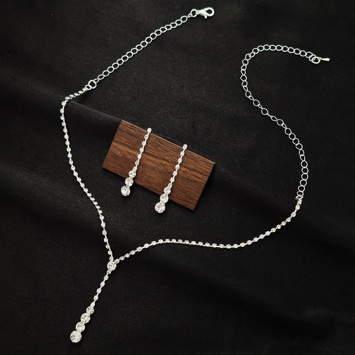 Canna Diamond AD Necklace Set
