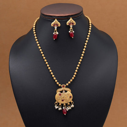 Rukmini Kalyani Pendant Set