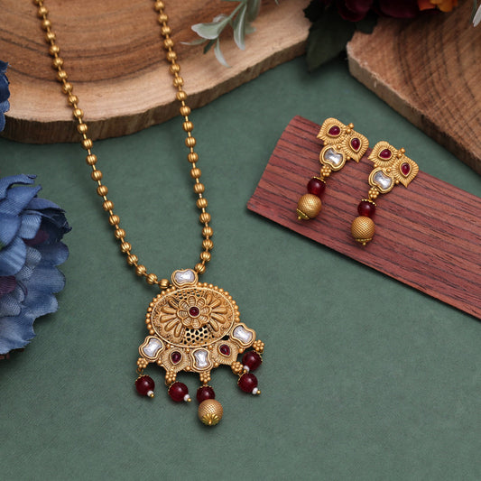 Bhairavi Pendant Set